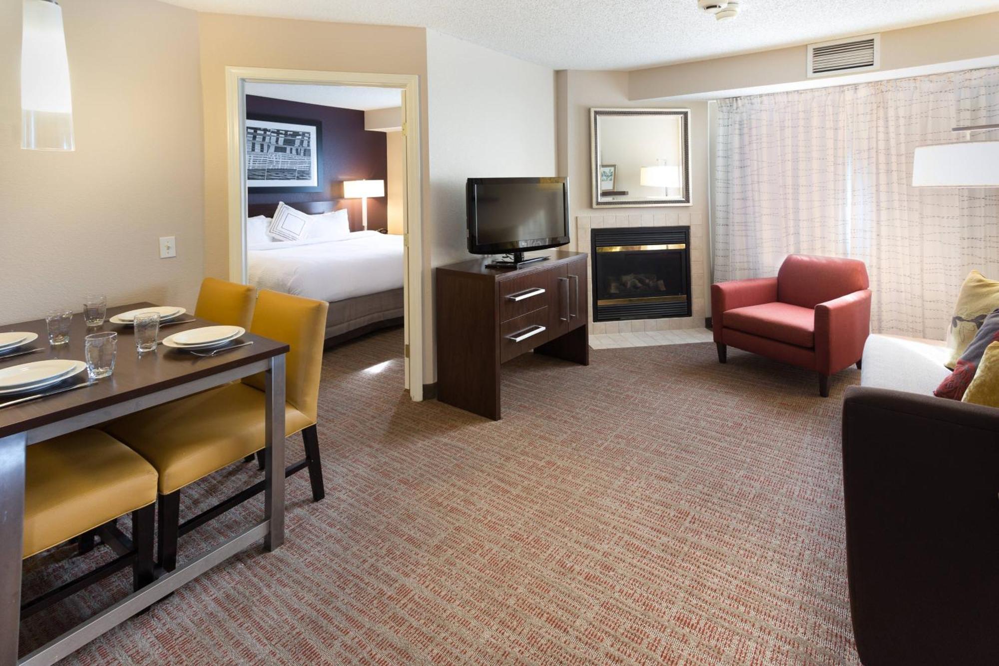 Residence Inn By Marriott Fort Collins Eksteriør bilde